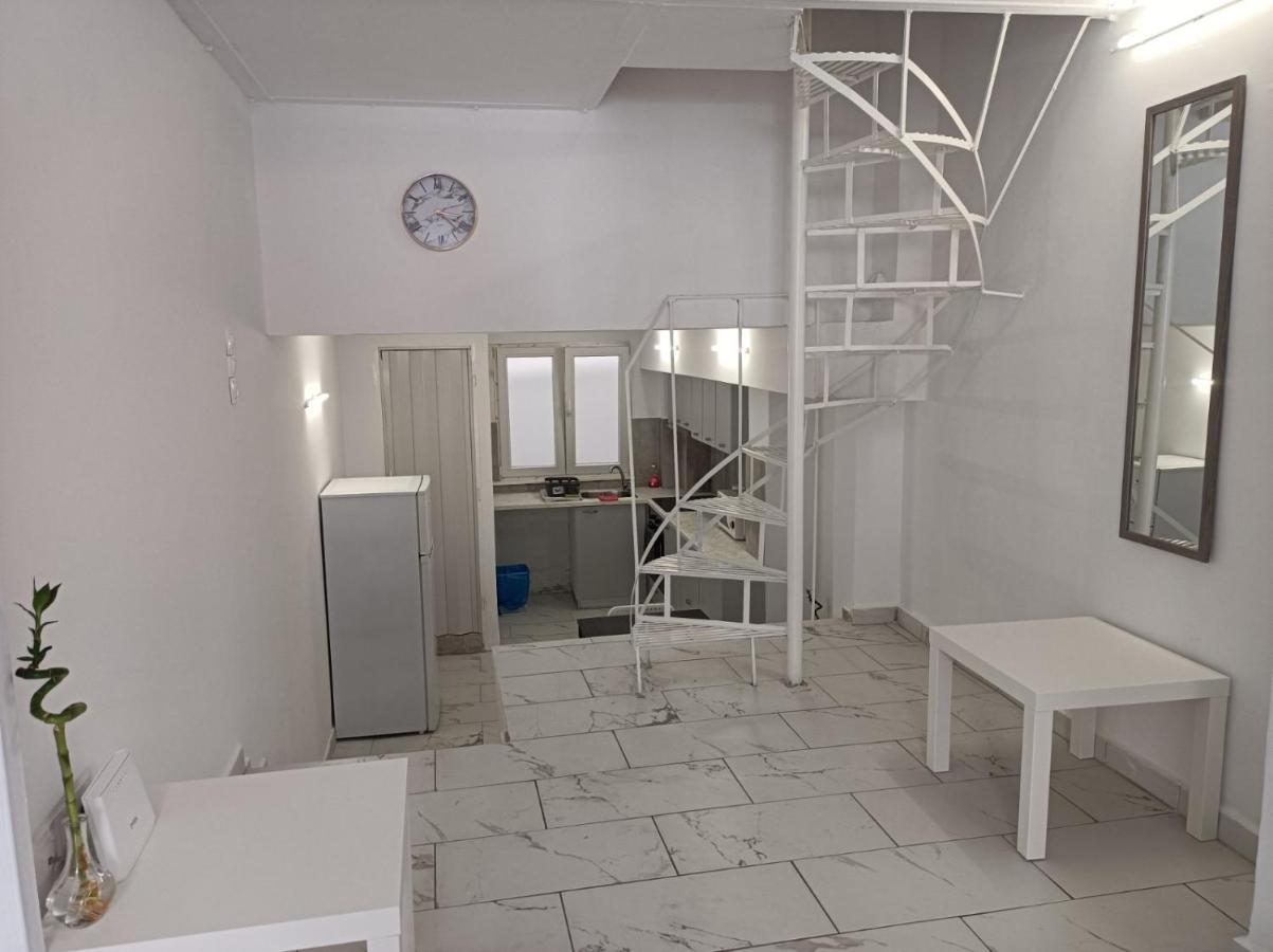 Apartment Dipla เอเธนส์ ภายนอก รูปภาพ